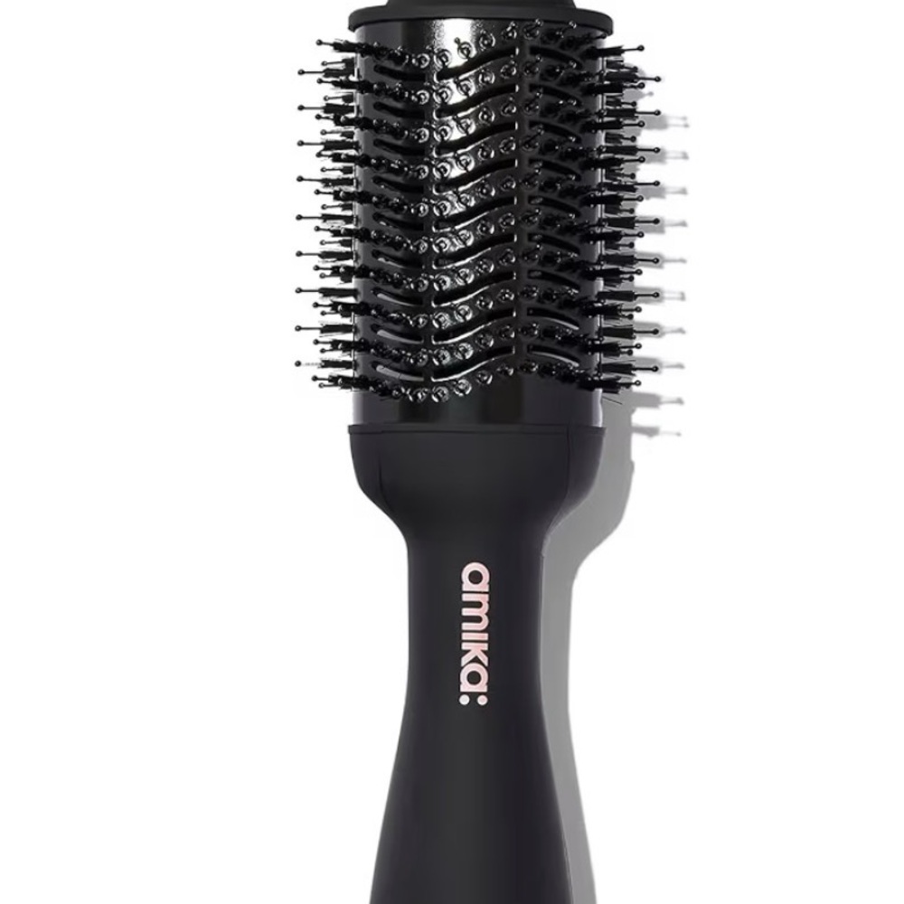 AMIKA Hot Brush; Added volume & shine